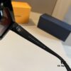 LV Louis Vuitton Sunglasses LOUIS VUITTON MODEL: Z1502W SIZE: 61013-140