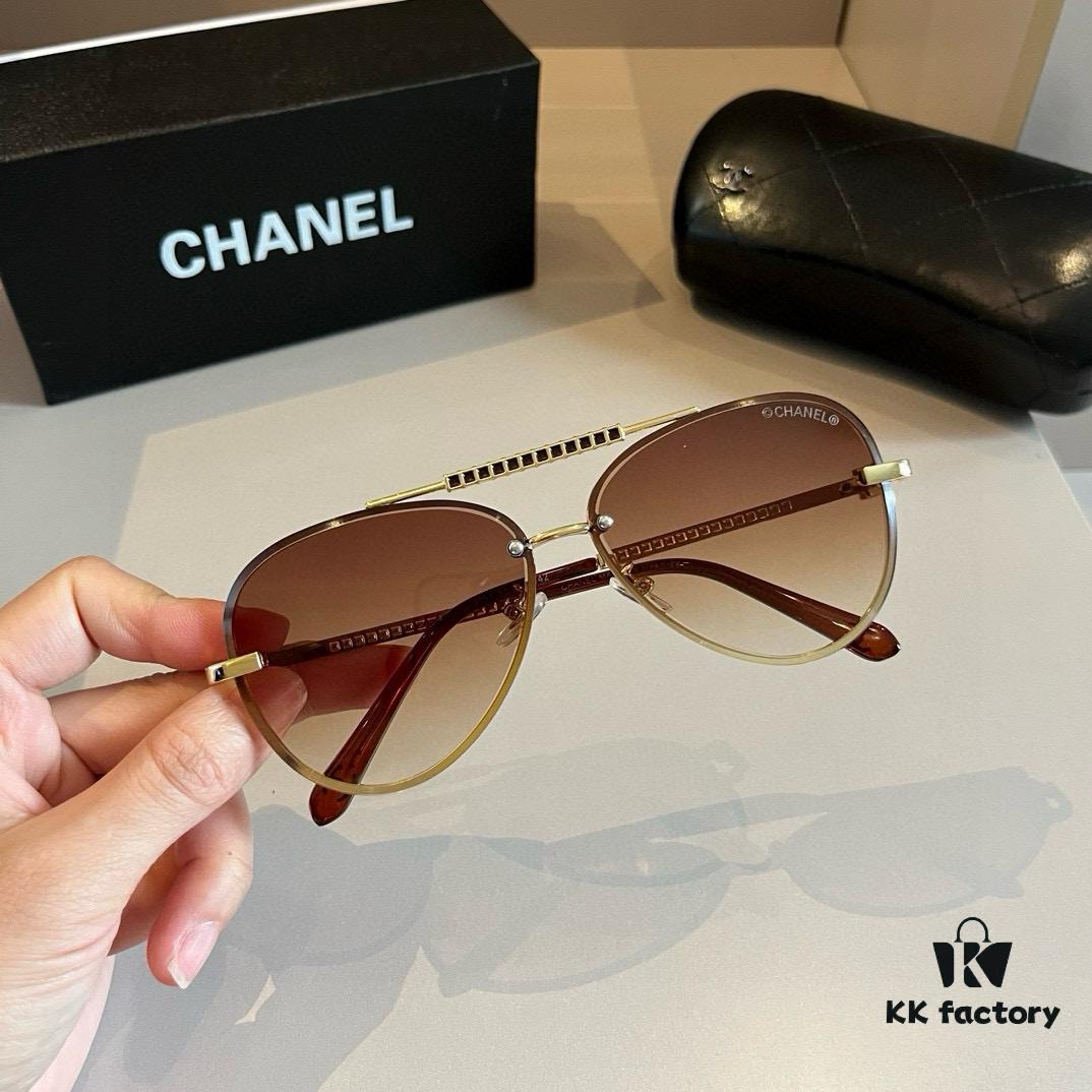 6931aa10ccd8ab3d7af9e75f Chanel Sunglasses, absolutely in love, the moment you put them on your face the aura is perfectly on point, greatly slimming the appearance of the face; large-frame design yet surprisingly lightweight. The temple curvature is just right, offering a light and comfortable wearing experience!