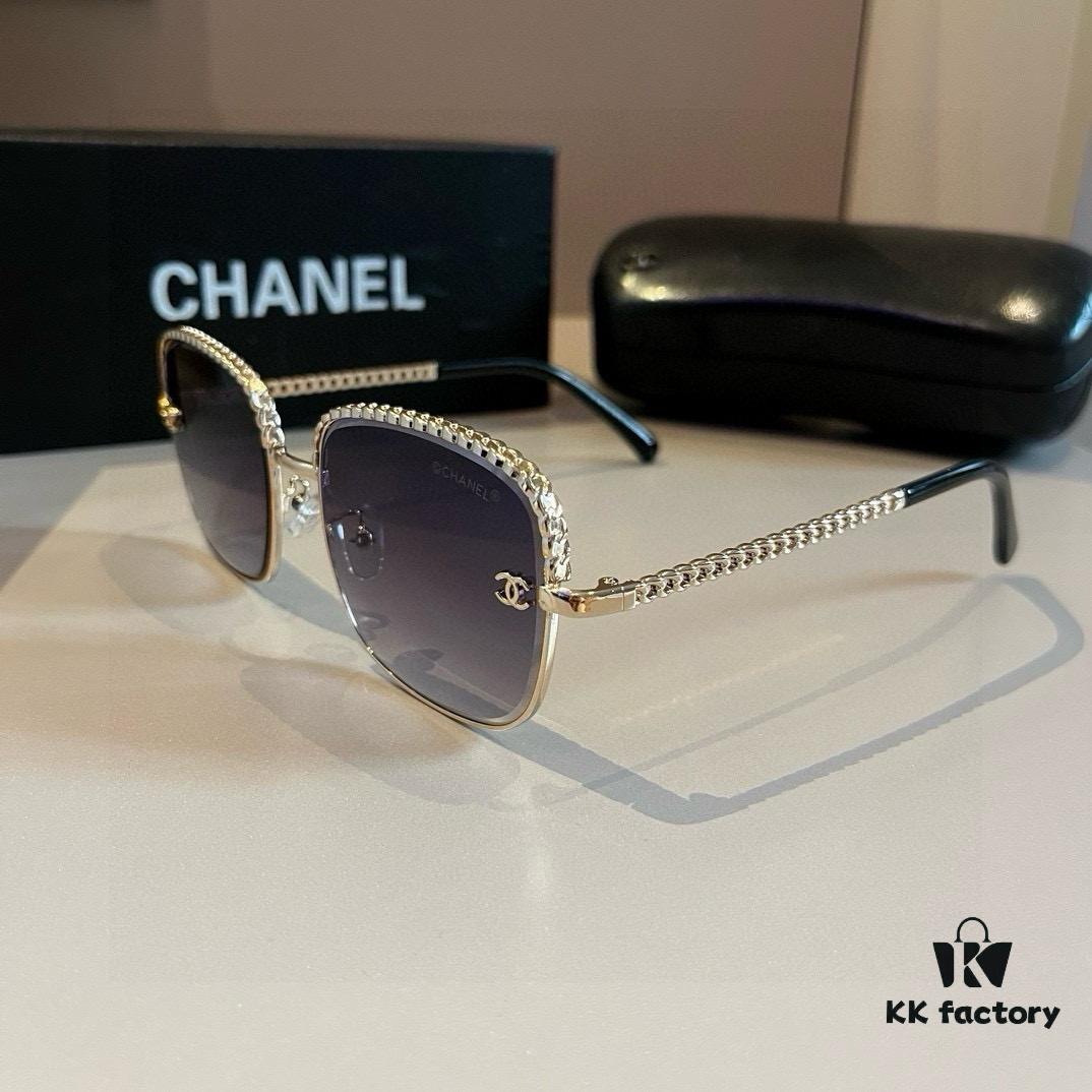 6931aa12ccd8ab3d7af9e784 Chanel Sunglasses, absolutely in love, the moment you put them on your face, the aura is perfectly under control, extremely slimming for the face, large frame yet surprisingly lightweight, with perfectly curved temples for a comfortable, feather-light wear!