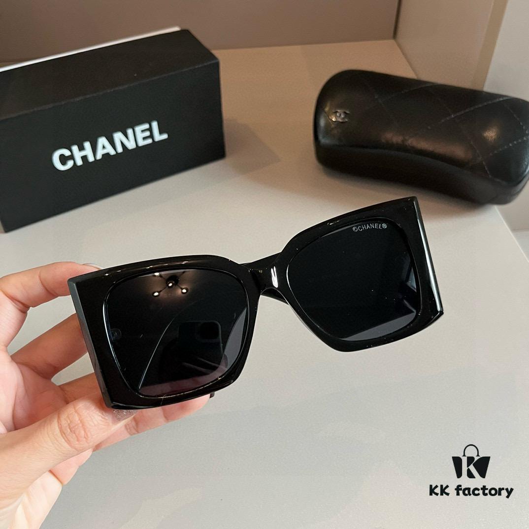6931aa16ccd8ab3d7af9e7c3 Chanel Sunglasses, absolutely in love, the aura is perfectly on point when worn, makes the face look incredibly slim, large frame yet surprisingly lightweight, with just the right temple curvature for a comfortable, feather-light fit!