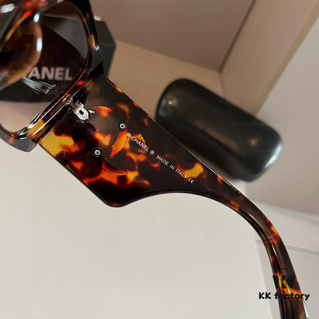 6931aa17ccd8ab3d7af9e7d1 Chanel Sunglasses, Absolutely In Love, Perfect Fit with a Strong Presence, Makes Face Look Slim, Large Frame Yet Lightweight, Comfortable and Well-designed Temples