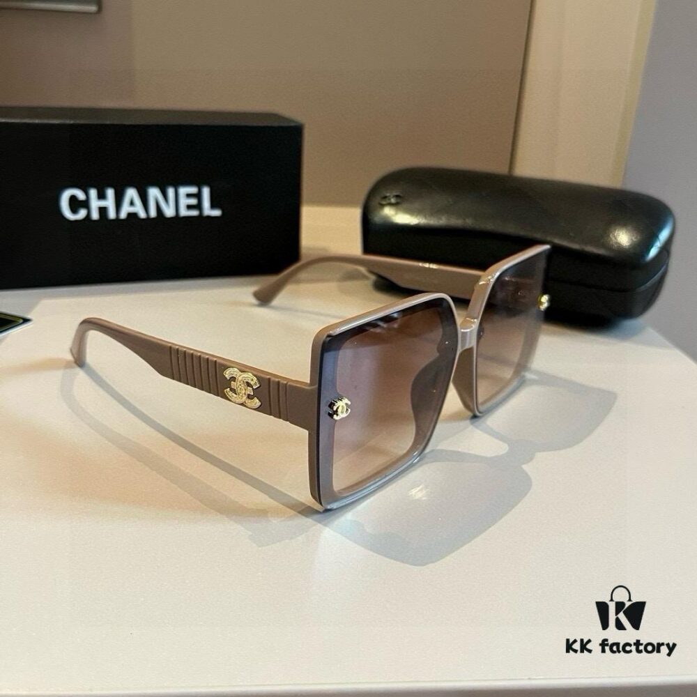 6931aa3bccd8ab3d7af9ea10 Chanel Popular Pearl-Temple Sunglasses, Trending on Xiaohongshu, 2023 Hot Item, Fashionable Designer-Style Shades