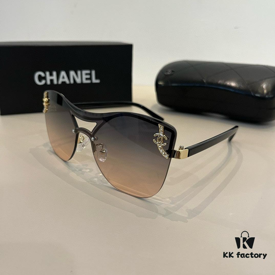 Chanel Sunglasses, Ultra-High-End Custom Design, Essential Eyewear for Traveling and Driving