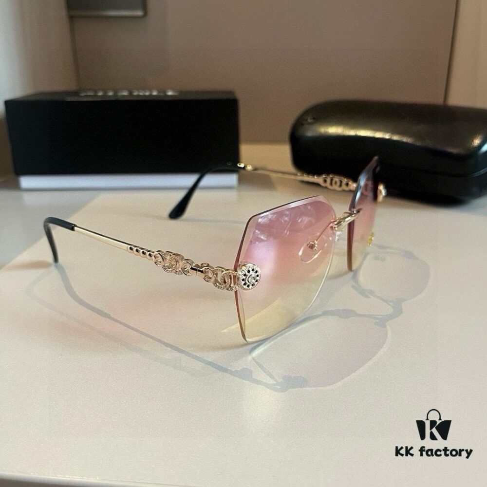 6931aa5fccd8ab3d7af9ec57 Chanel Popular Bestseller Xiaohongshu Same Style This Year's Hot Item CHANEL Sunglasses Vintage Style Influencer Favorite Designer Shades