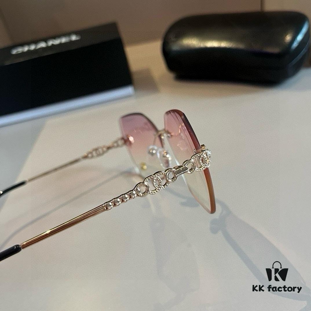 6931aa5fccd8ab3d7af9ec58 Chanel Popular Bestseller Xiaohongshu Same Style This Year's Hot Item CHANEL Sunglasses Vintage Style Influencer Favorite Designer Shades