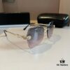 Chanel Popular Cat Eye Sunglasses, Same Style as Xiao Hong Shu Influencer Look, Trendy Fashion Sun Glasses in 2023