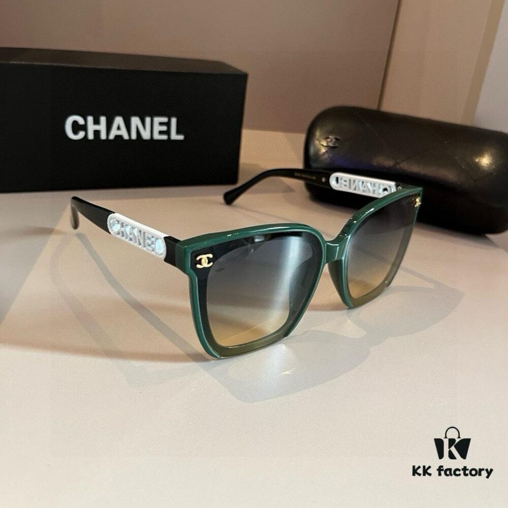 6931aa6fccd8ab3d7af9ed52 Chanel Feminine Sunglasses, Influencer's Style Sun Glasses