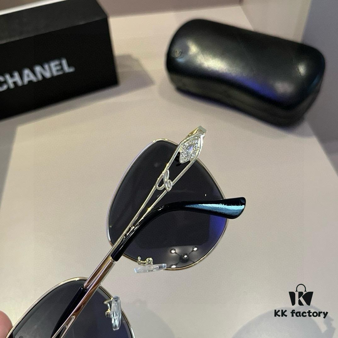 Chanel 2024 New Large-Frame Sunglasses, Round Face Flattering, Slimming Effect, Iconic Chic Style