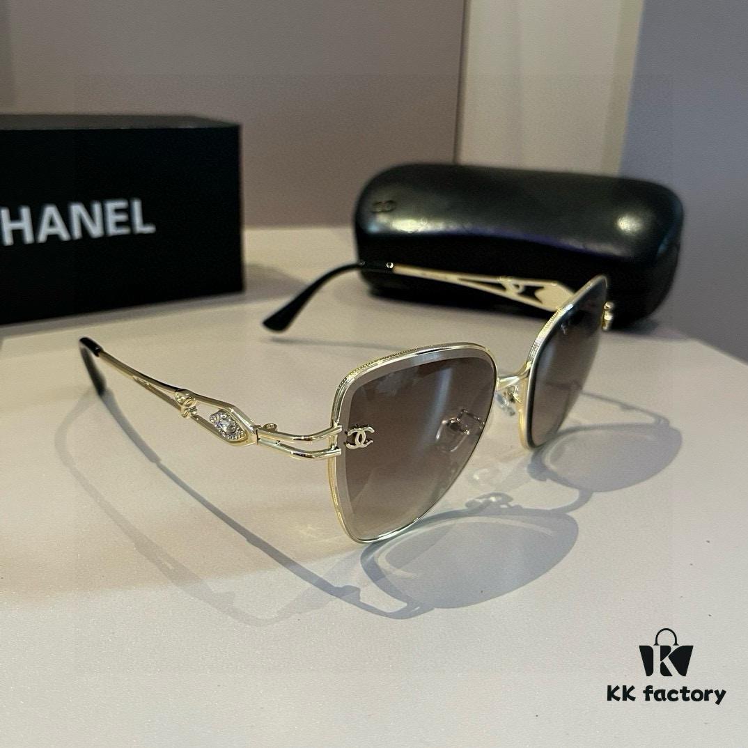 6931aa72ccd8ab3d7af9ed89 Chanel 2024 New Large-Frame Sunglasses, Flattering Round and Full Face Shapes, Stylish and Slimming