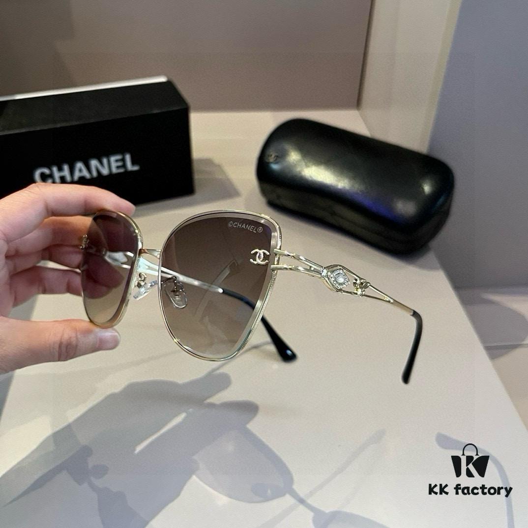 6931aa72ccd8ab3d7af9ed8b Chanel 2024 New Large-Frame Sunglasses, Flattering Round and Full Face Shapes, Stylish and Slimming