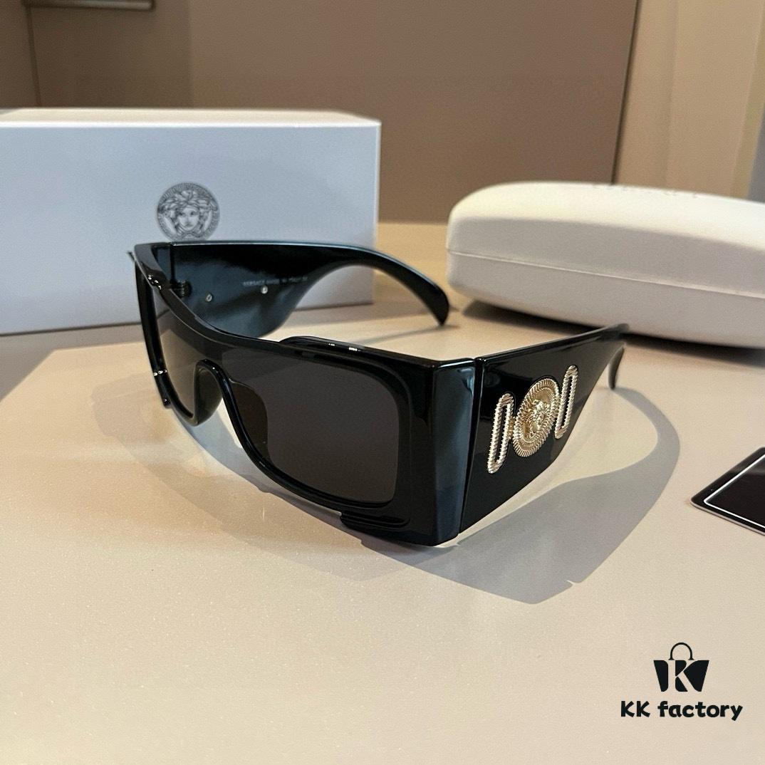 VERSACE Sunglasses 🕶️ Eyewear