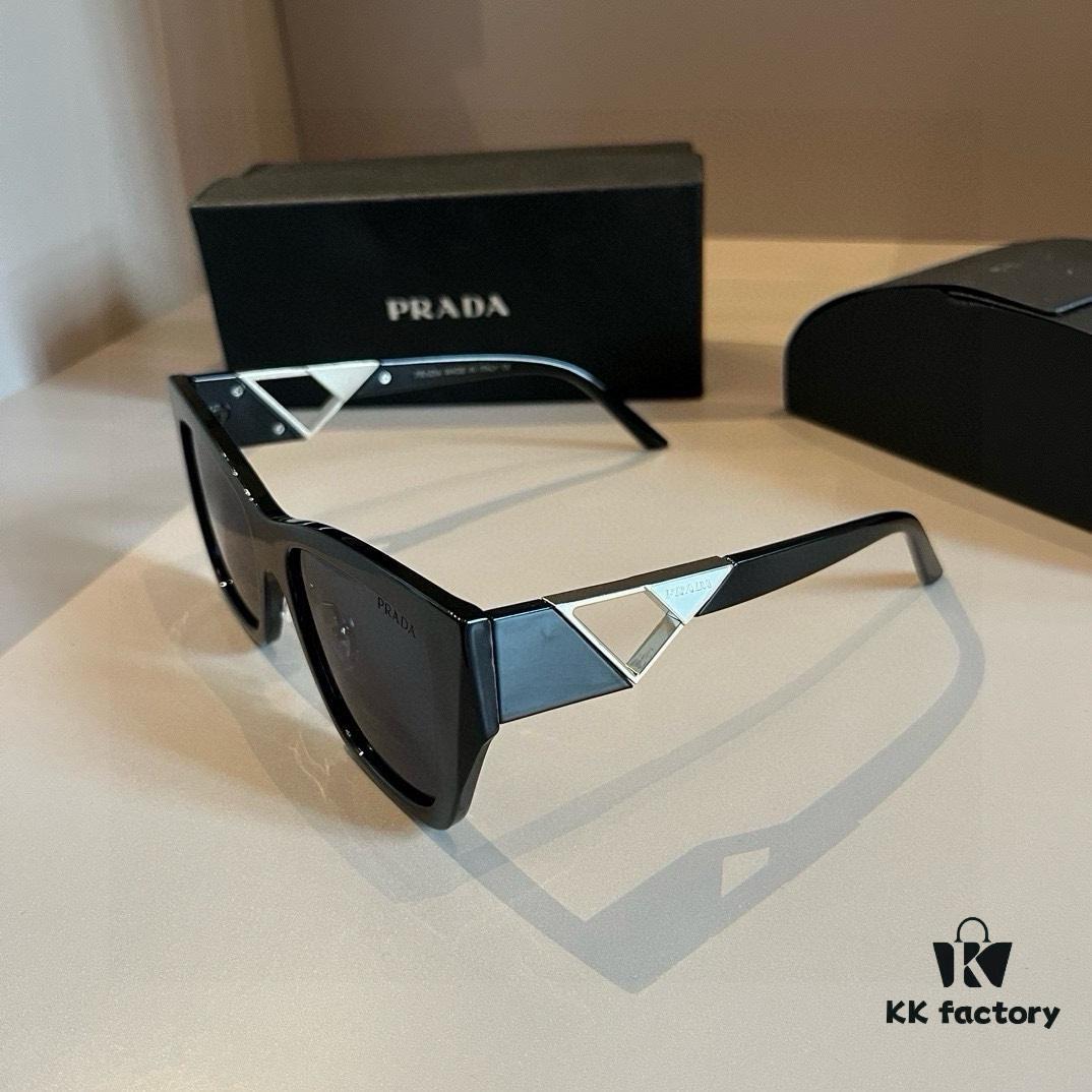 Prada Unisex Sunglasses 🕶️ Eyewear