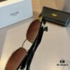 Celine New Archlight Sunglasses CL40222U, Same as Lisa's Oval Frame with Thick Metal Temples, Exuding a Retro Vibe