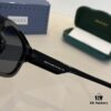 6931ab82ccd8ab3d7af9fdc1 Gucci New Heavyweight Women's Sunglasses with Large Frame and 3D Design for Flattering Facial Contour