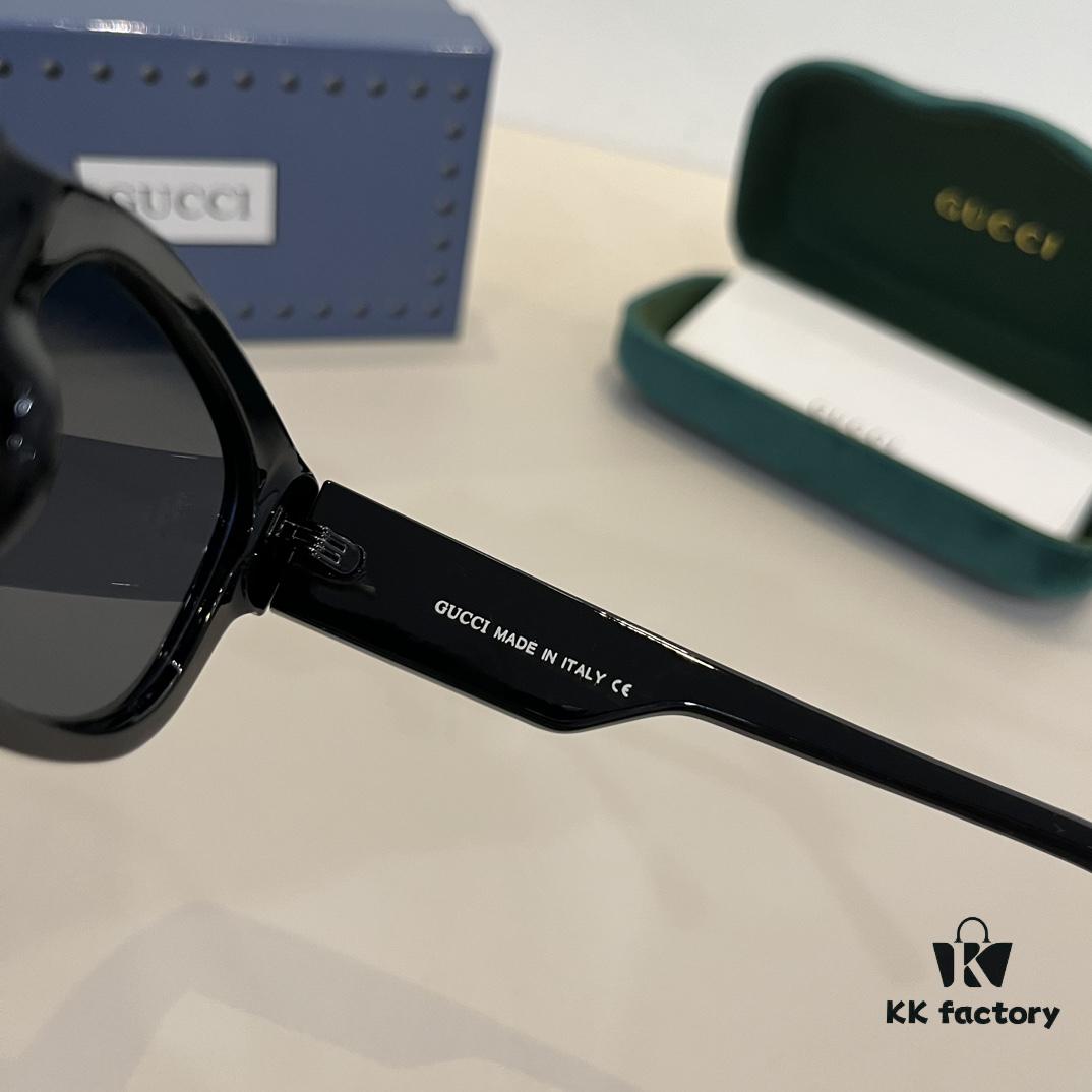 6931ab82ccd8ab3d7af9fdc1 Gucci New Heavyweight Women's Sunglasses with Large Frame and 3D Design for Flattering Facial Contour