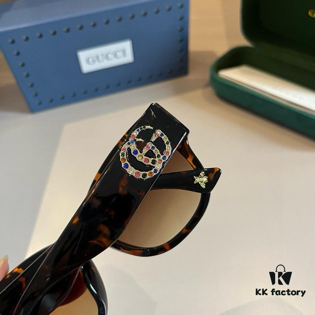 6931ab96ccd8ab3d7af9fef2 Gucci Heavyweight New Arrival Women's Sunglasses, Large Frame 3D Design to Complement Facial Features, Retro and Elegant