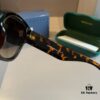6931ab96ccd8ab3d7af9fef3 Gucci Heavyweight New Arrival Women's Sunglasses, Large Frame 3D Design to Complement Facial Features, Retro and Elegant