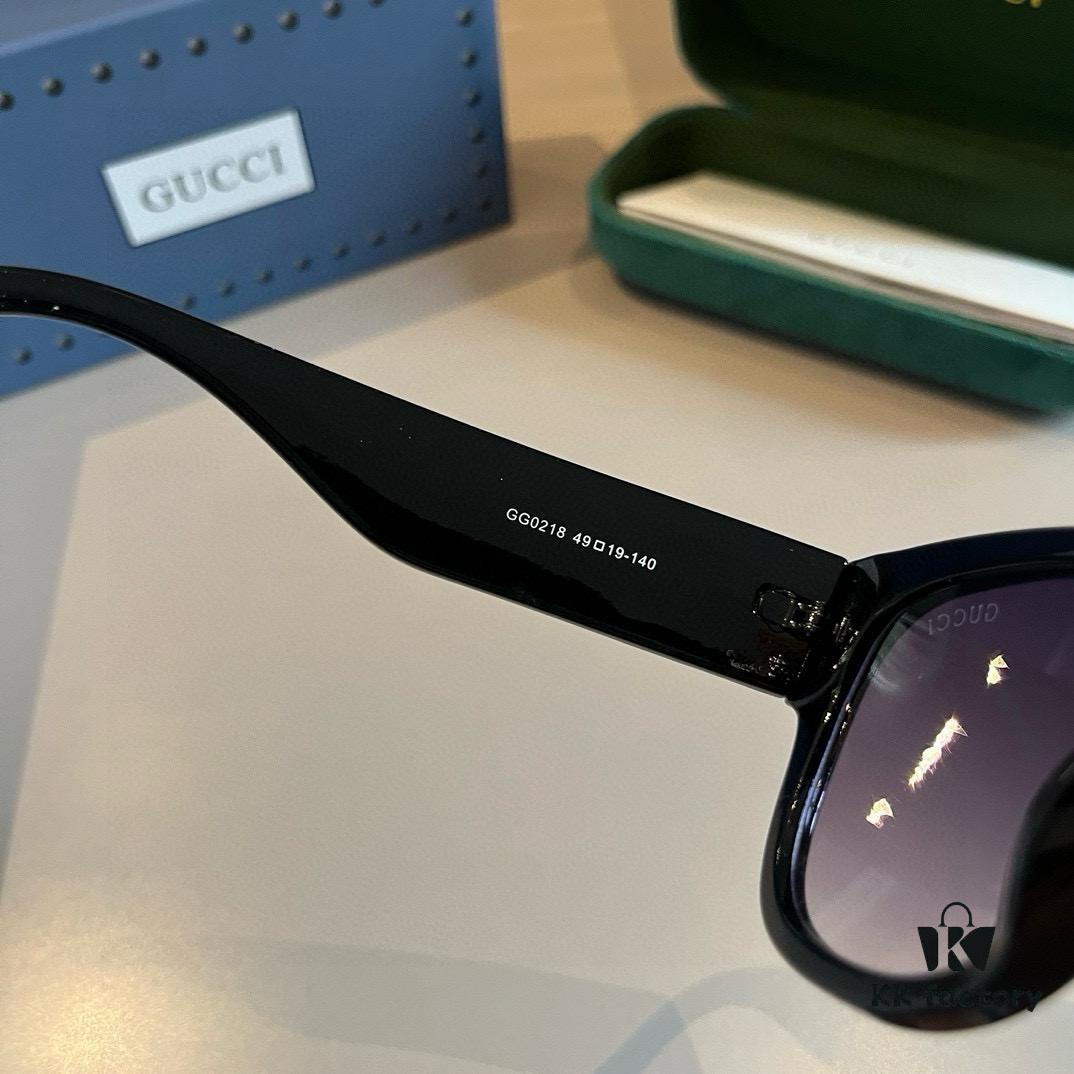 6931ab96ccd8ab3d7af9fefe Gucci New Heavyweight Women's Sunglasses, Large Frame with 3D Design for Flattering Facial Contour, Retro and Stylish