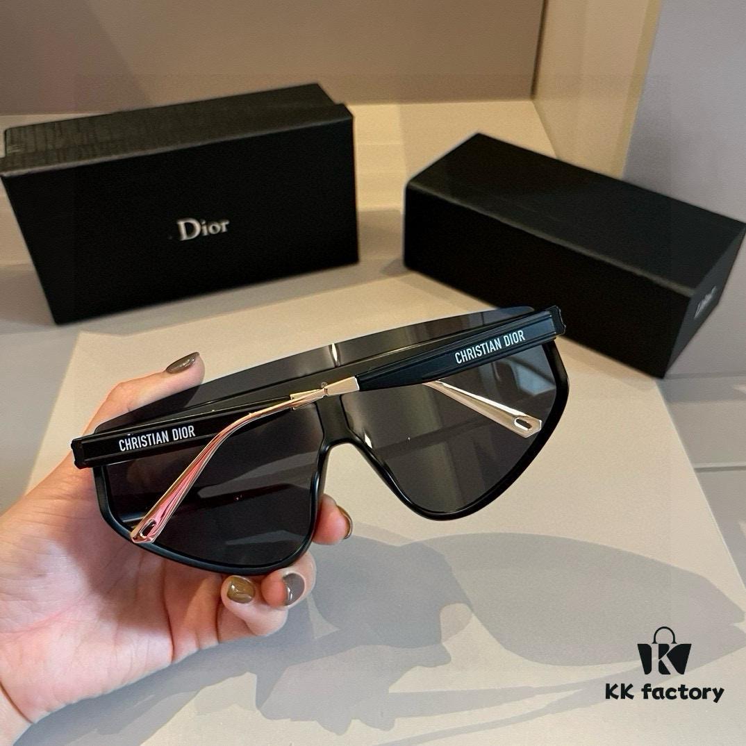 6931aba8ccd8ab3d7afa0011 DIOR DiorClub M2 Sunglasses, Same Style Worn by Liu Yuxin and Yang Caiyu