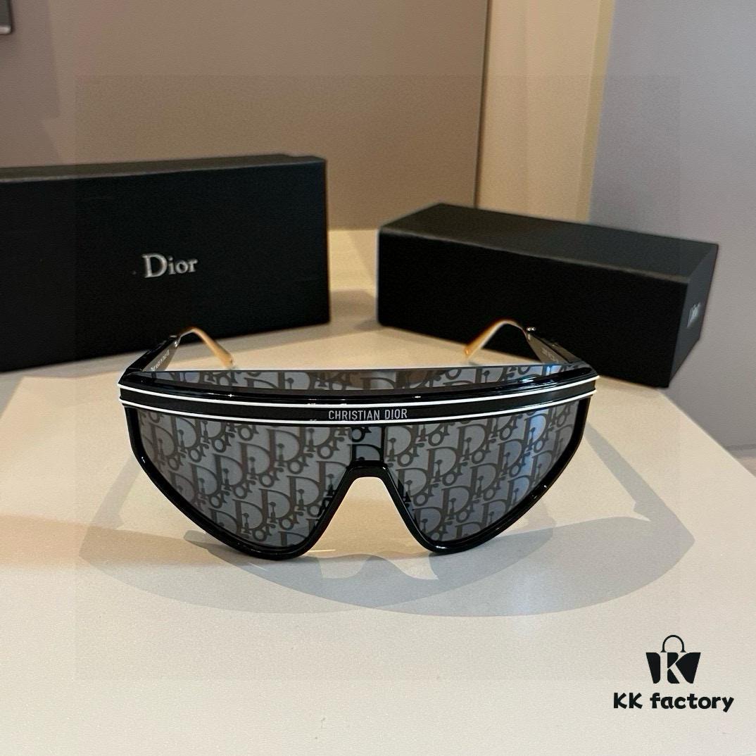 6931aba9ccd8ab3d7afa001a DIOR DiorClub M2 Sunglasses, Same Style as Worn by Liu Yuxin and Yang Caiyu