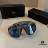 6931aba9ccd8ab3d7afa001b DIOR DiorClub M2 Sunglasses, Same Style as Worn by Liu Yuxin and Yang Caiyu