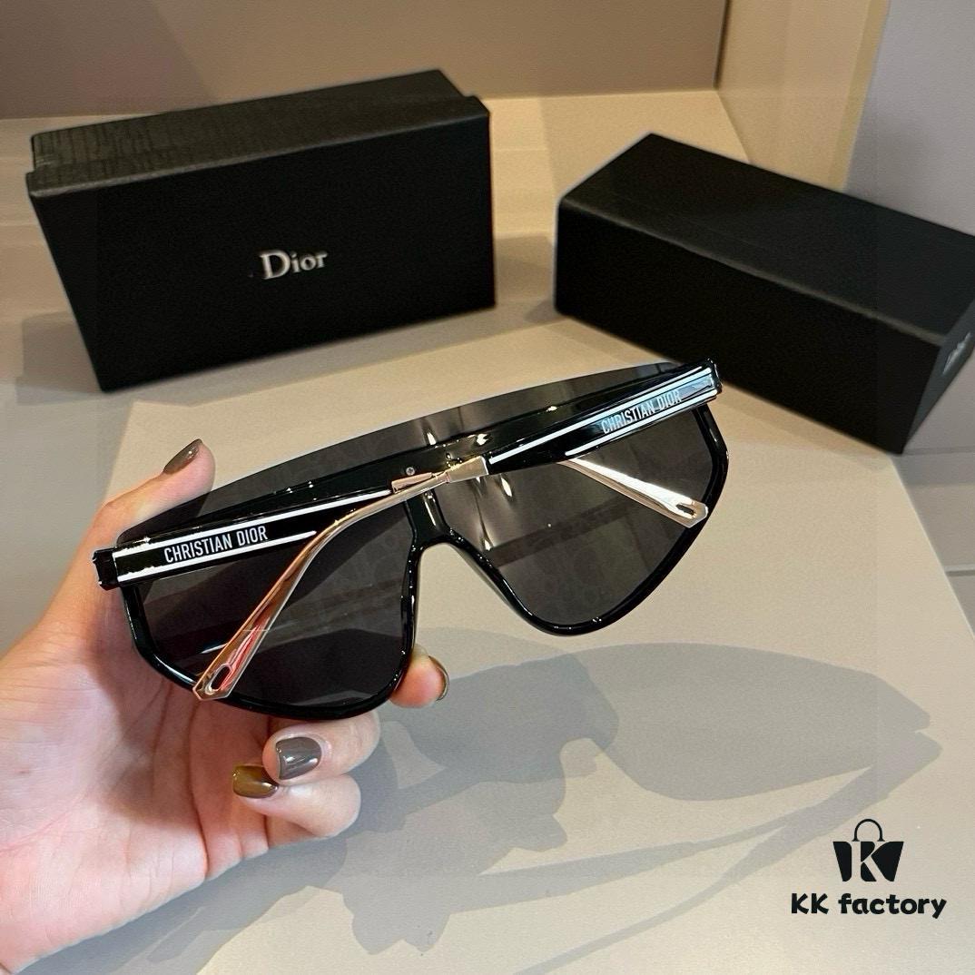 6931aba9ccd8ab3d7afa001c DIOR DiorClub M2 Sunglasses, Same Style as Worn by Liu Yuxin and Yang Caiyu