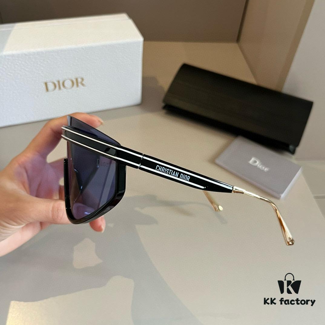 DIOR DiorClub M2U Sunglasses, Same Style Worn by Liu Liangxin and Yang Caiyu