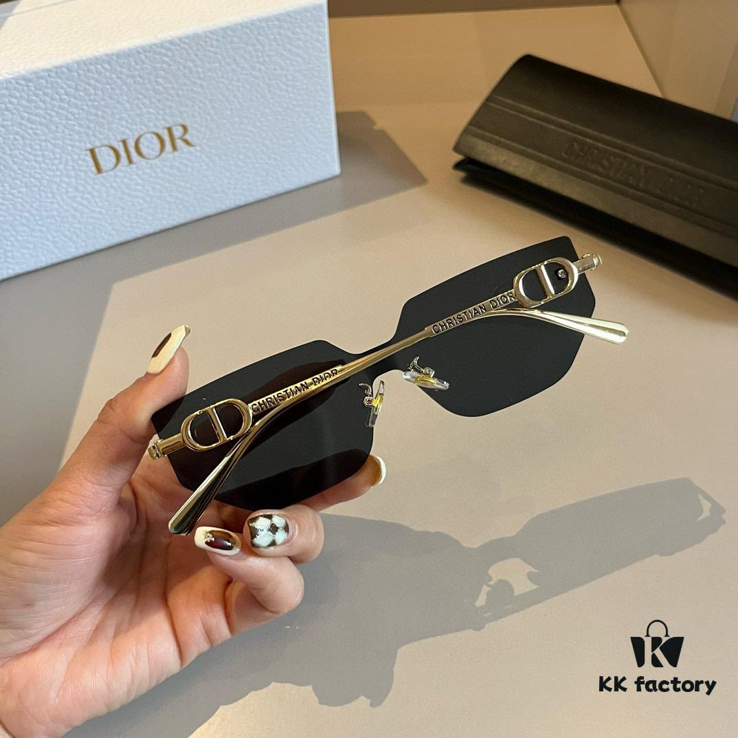 Dior Sunglasses, The Perfect Fit Sunglasses You Want to Weld on Your Face