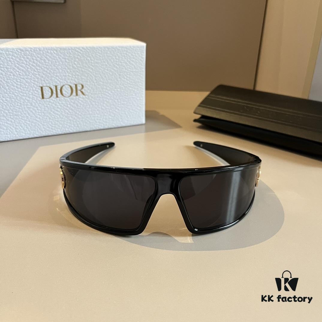 6931abbbccd8ab3d7afa012c Dior Sunglasses 🕶️