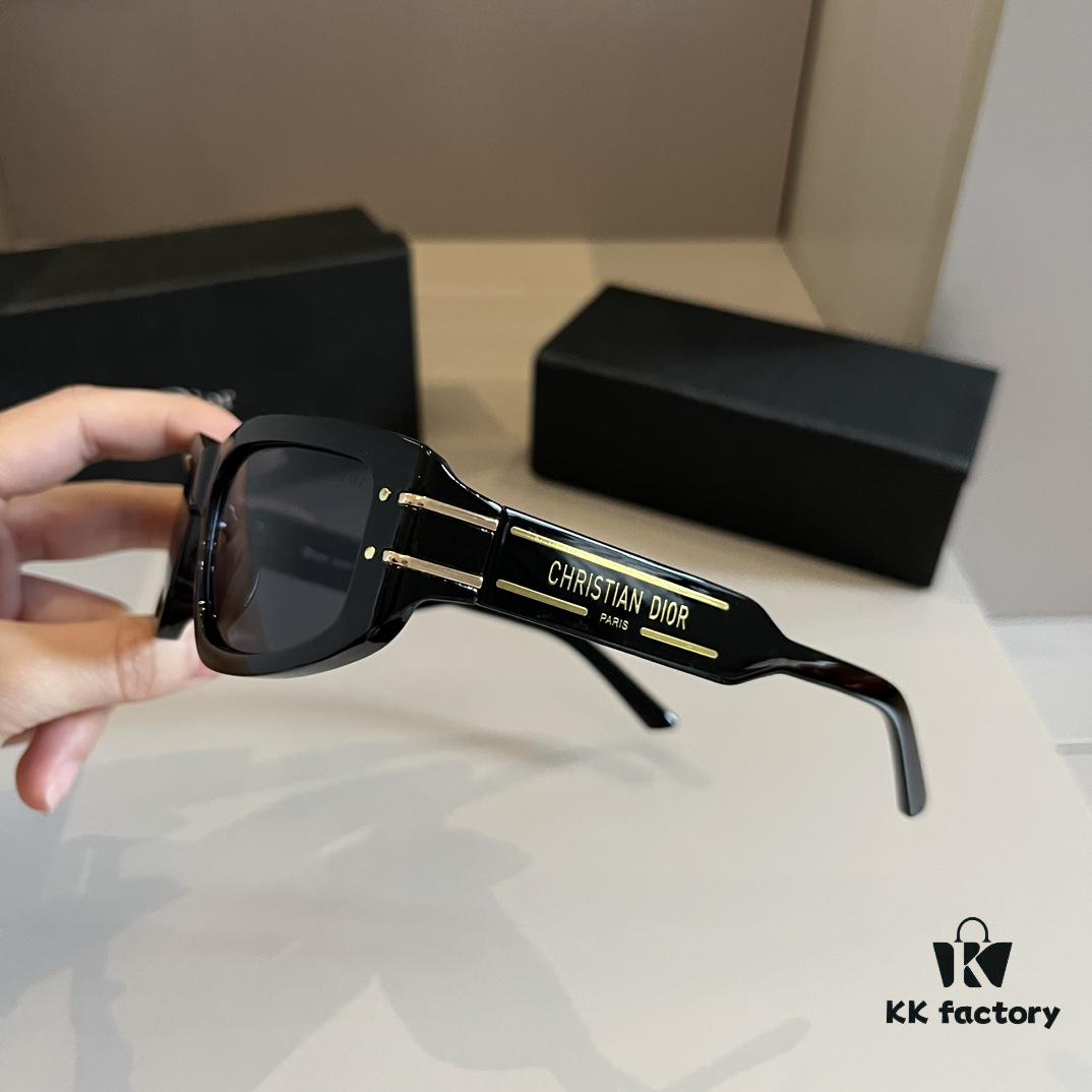 6931abc2ccd8ab3d7afa01a2 Dior Sunglasses, Same Style as Worn by Jiang Shuying