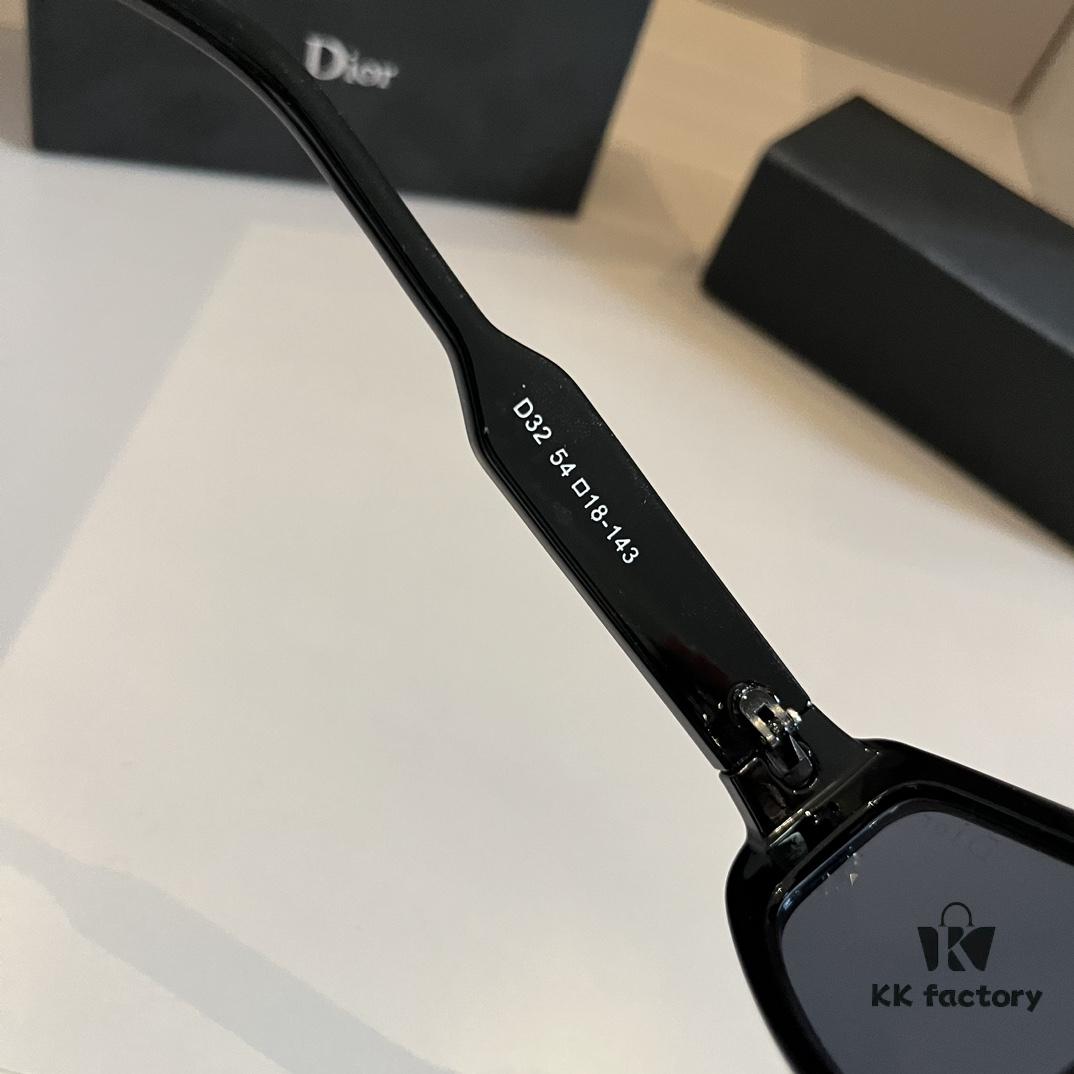 6931abc3ccd8ab3d7afa01a7 Dior Sunglasses, Same Style as Worn by Jiang Shuying
