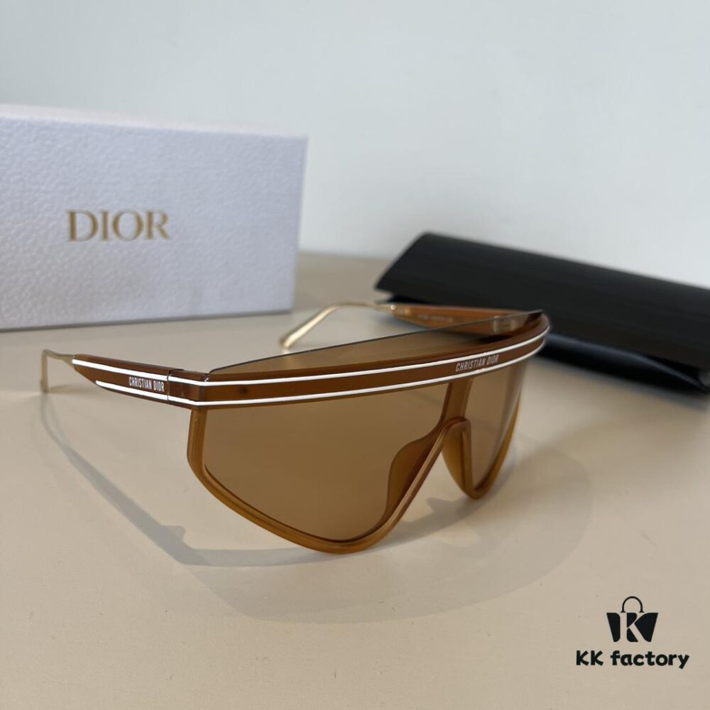 6931abccccd8ab3d7afa0234 DIOR DiorClub M2U Sunglasses, Same Style Worn by Liu Yuxin and Yang Caiyu