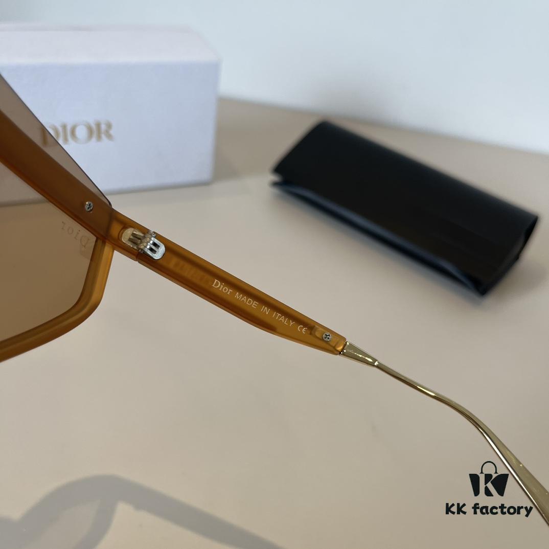 6931abccccd8ab3d7afa023c DIOR DiorClub M2U Sunglasses, Same Style Worn by Liu Yuxin and Yang Caiyu