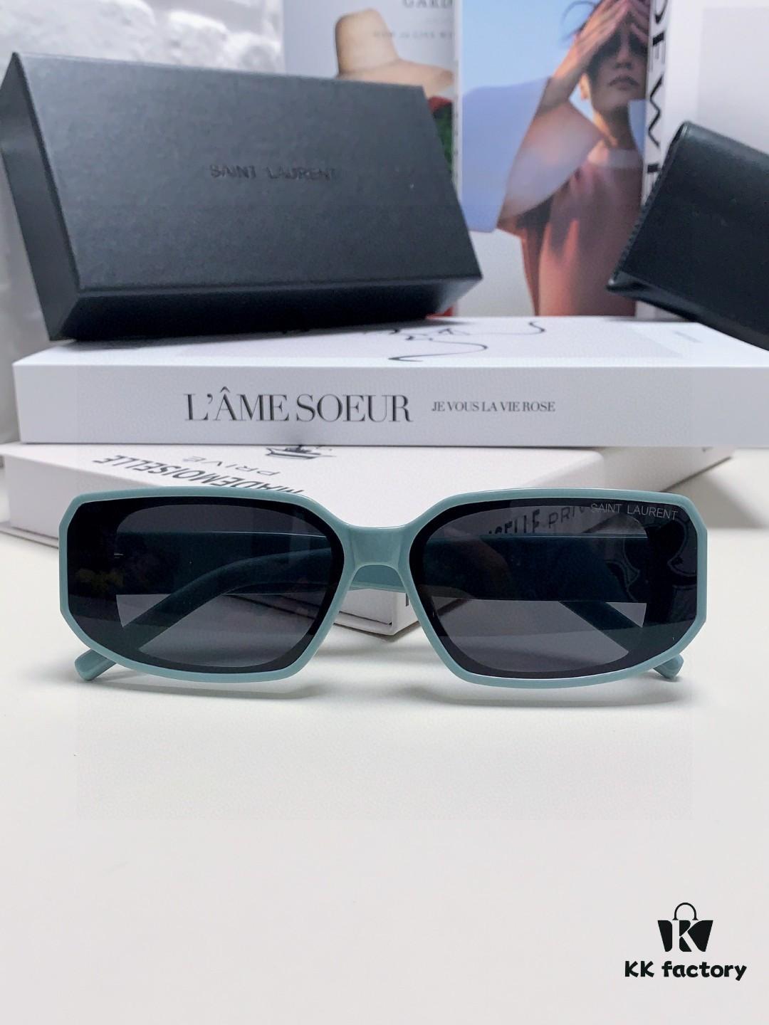 YSL / Saint Laurent Women's Cat-Eye Fashion Sports Blue Light Blocking Sunglasses