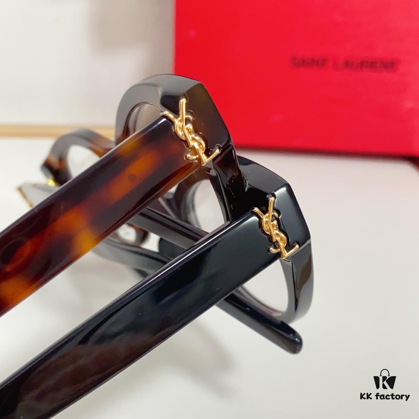 125 #New Saint Laurent Rose Pink Model