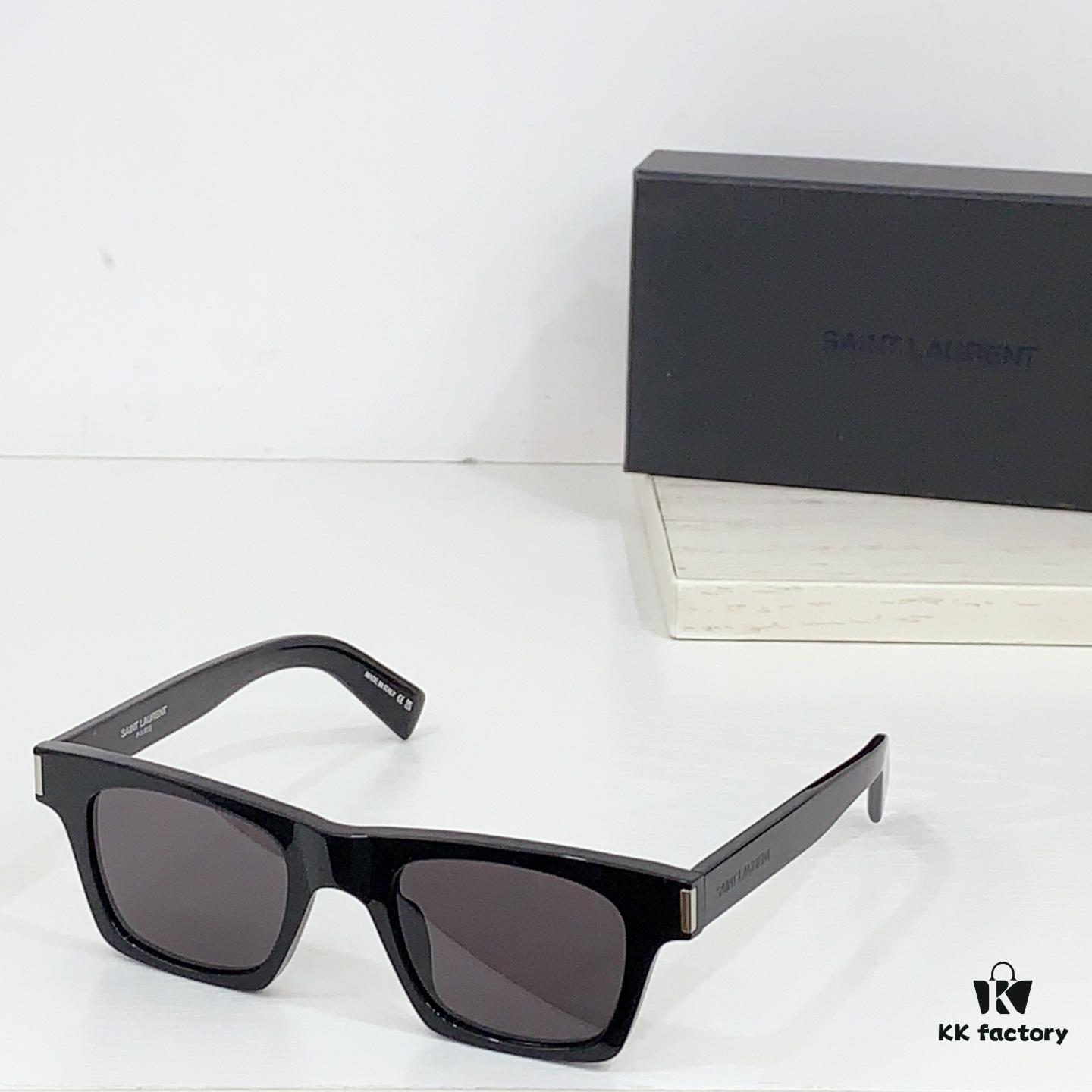 6931ac0accd8ab3d7afa05ea 130 Saint Laurent SL 719 Unisex Sunglasses with Iconic Frame Design and Integrated Logo Detail