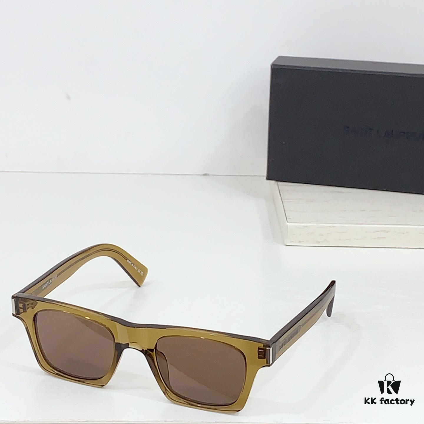 6931ac0accd8ab3d7afa05f0 130 Saint Laurent SL 719 Unisex Sunglasses with Iconic Frame Design and Integrated Logo Detail