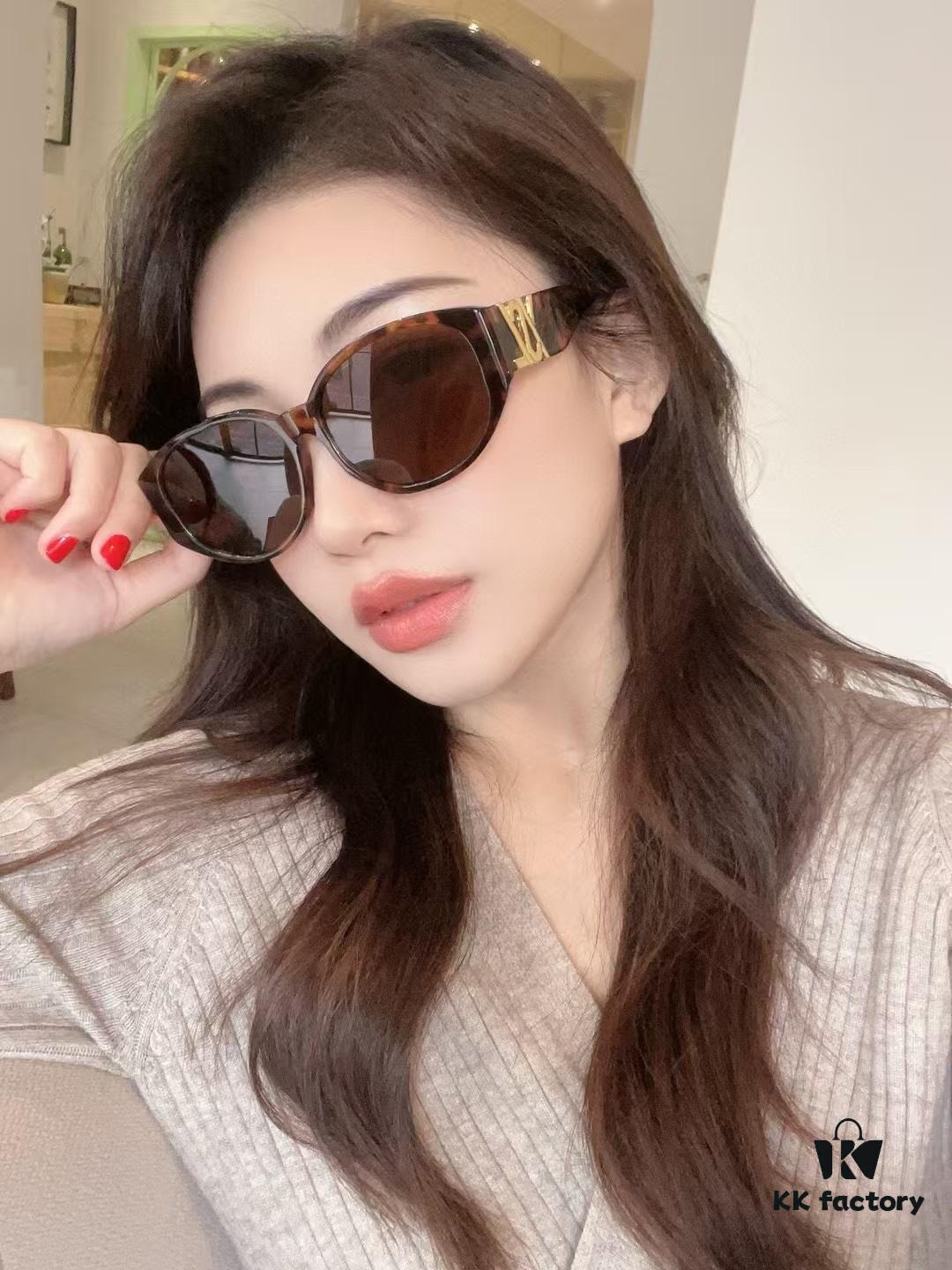 6931ac0bccd8ab3d7afa0605 140‼️SAINT LAURENT . ysl New Arrival SL M86 with SAINT LAURENT Engraved Logo on Temples Size: 57□16-145 Sunglasses