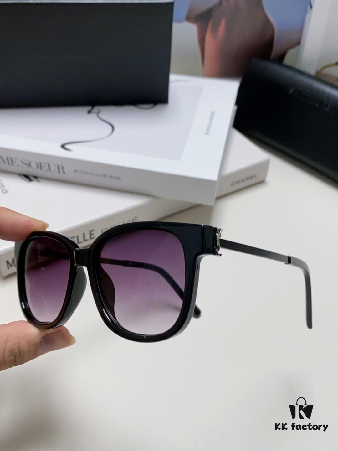 6931ac17ccd8ab3d7afa069e SAINT LAURENT SL M480 Capsule Collection Eyewear YSL Logo Design Sunglasses Size 54-17-145