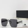 140 SAINT LAURENT MOD: 514 Size: 62x15-140