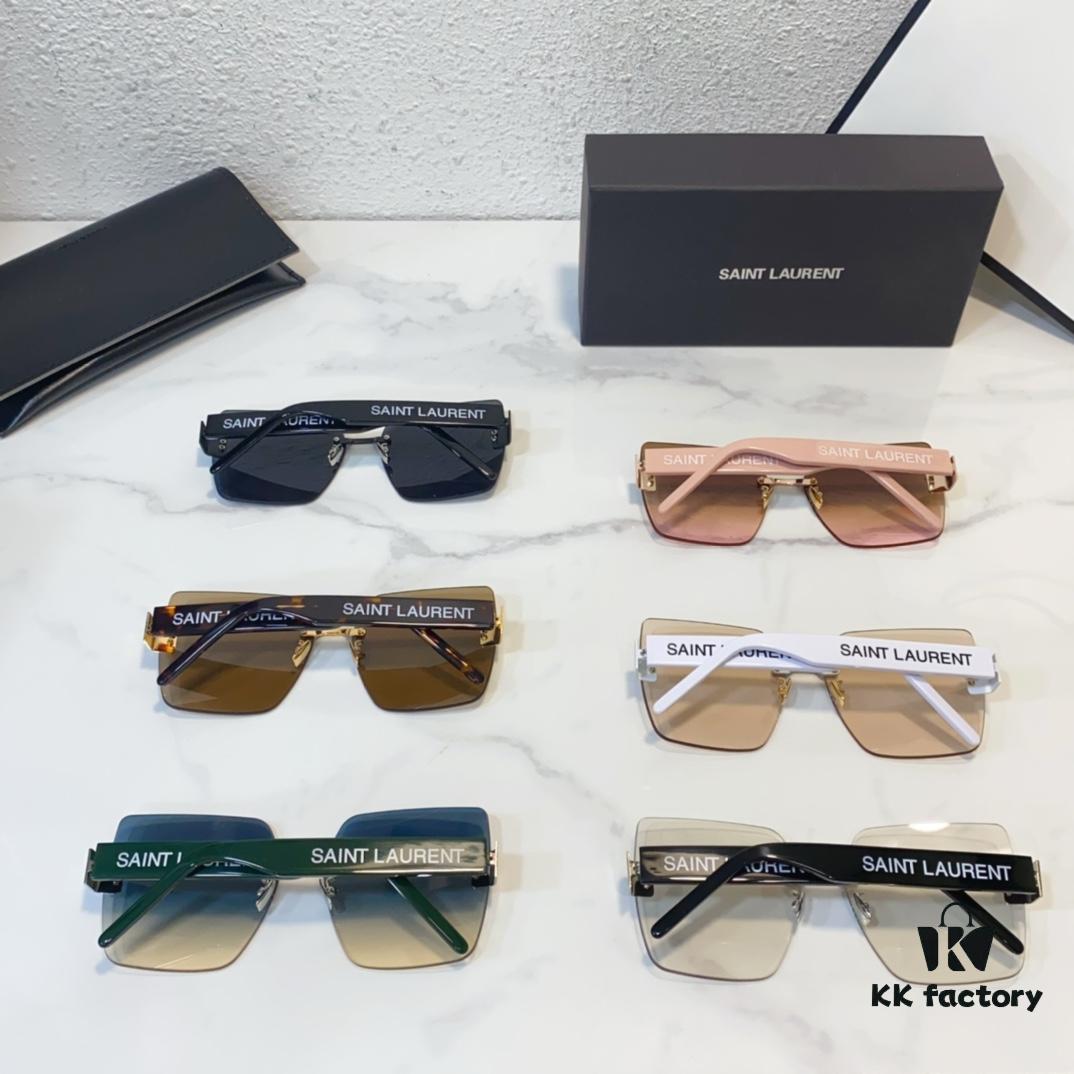 SAINT LAURENT MOD: 514 Size: 62×15-140