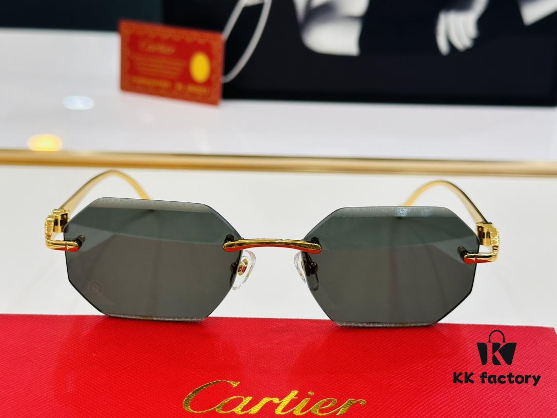 6931ac6eccd8ab3d7afa0c01 Cartier CT0524S Size: 56□17-130 Fashion Casual Sunglasses