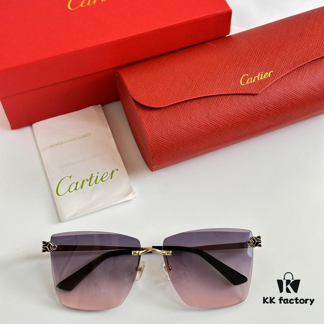 6931acbcccd8ab3d7afa10a4 Classic Painted Leopard Head Cartier Gold-Plated CT0397S Sunglasses