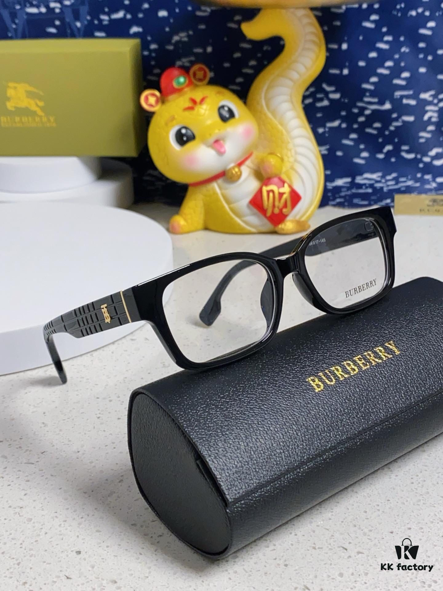 6931acd4ccd8ab3d7afa1211 Burberry 2025 New Arrival High-Aesthetic Women's Eyeglass Frame, Large Frame Prescription-Compatible, Blue Light Blocking, Non-Powered Glasses for Daily Wear, Slimming Effect