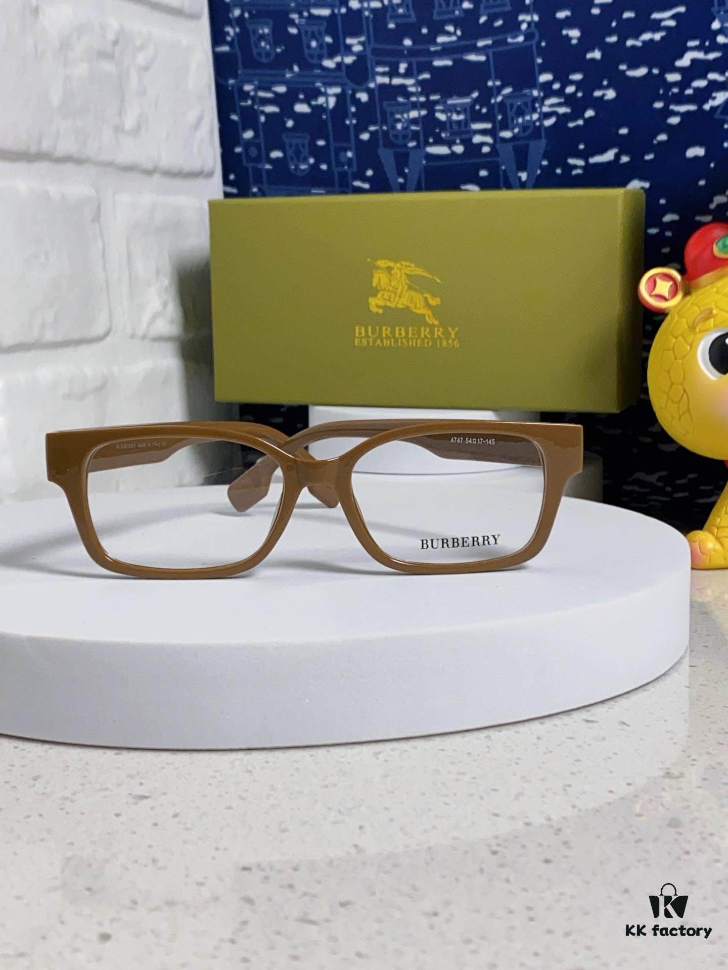 6931acd5ccd8ab3d7afa121f Burberry 2025 New Arrival High-Aesthetic Eyeglass Frame for Women, Large Frame Prescription-Compatible Clear Lens Glasses, Blue Light Blocking, Non-Powered Frame, Slimming Effect, Everyday Wear