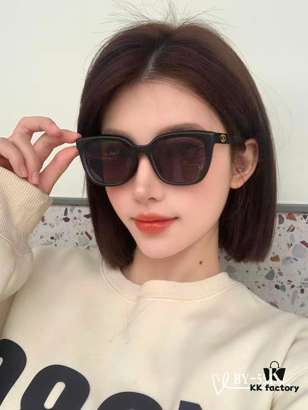 6931acd8ccd8ab3d7afa123b Burberry - New Model Sunglasses, Celebrity Style, Lightweight TR Frame with Polarized Lenses by Polaroid, Size 61-15-150