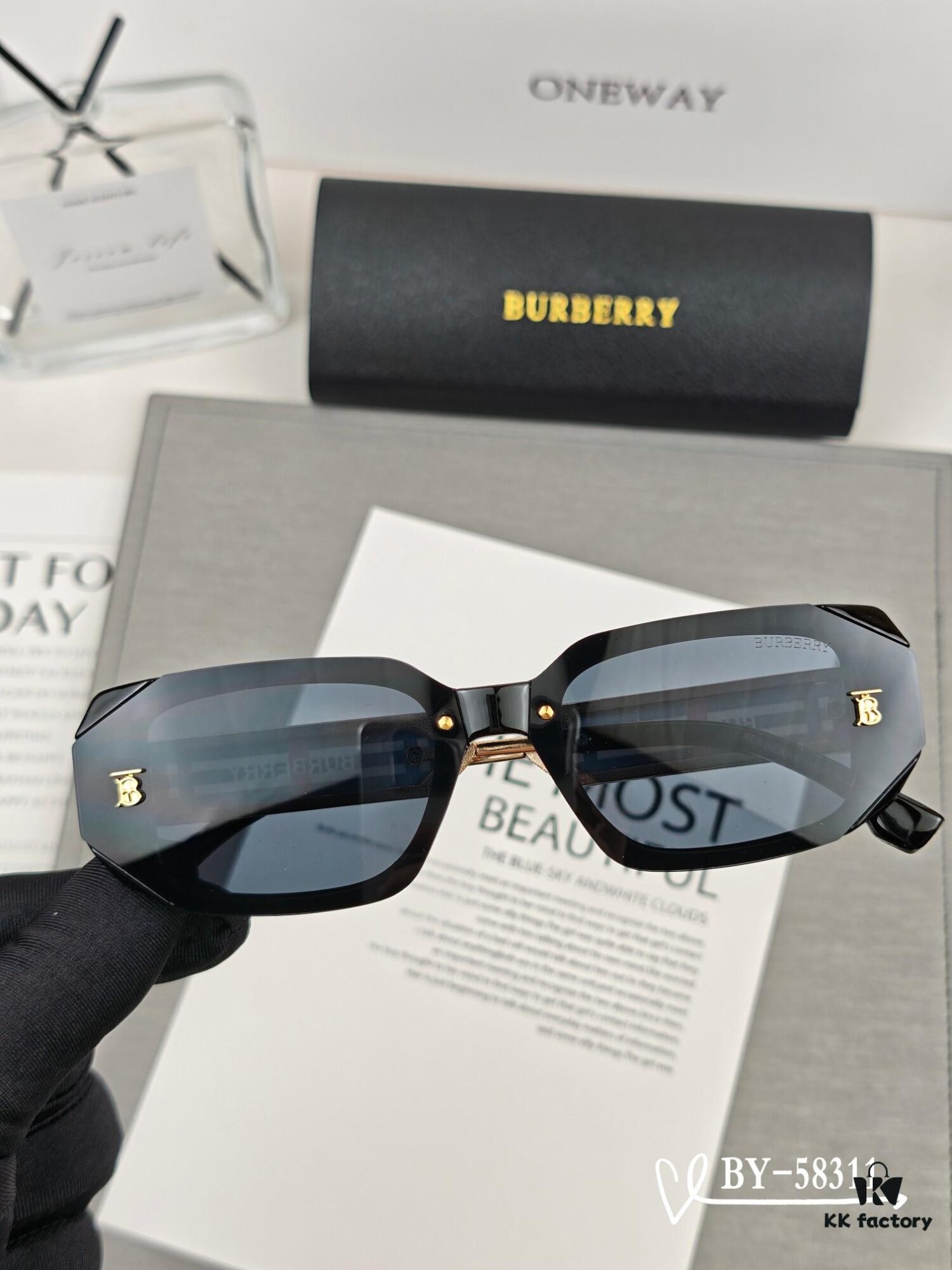 Burberry | Polarized Sunglasses with TR Frame, Lightweight and Comfortable, Model: 58311