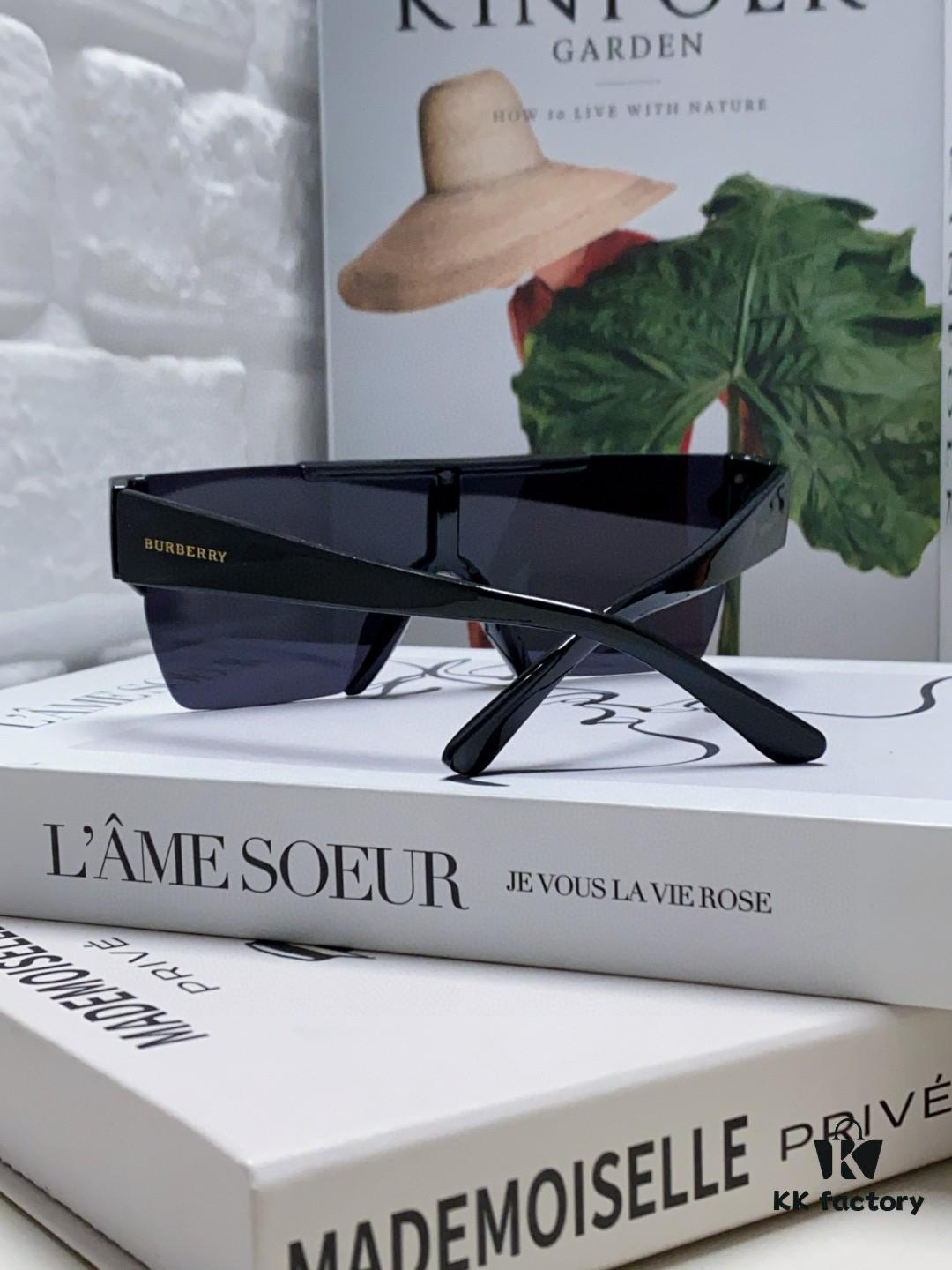 6931acf0ccd8ab3d7afa137d New Arrival Burberry Letter Print Sunglasses 4291