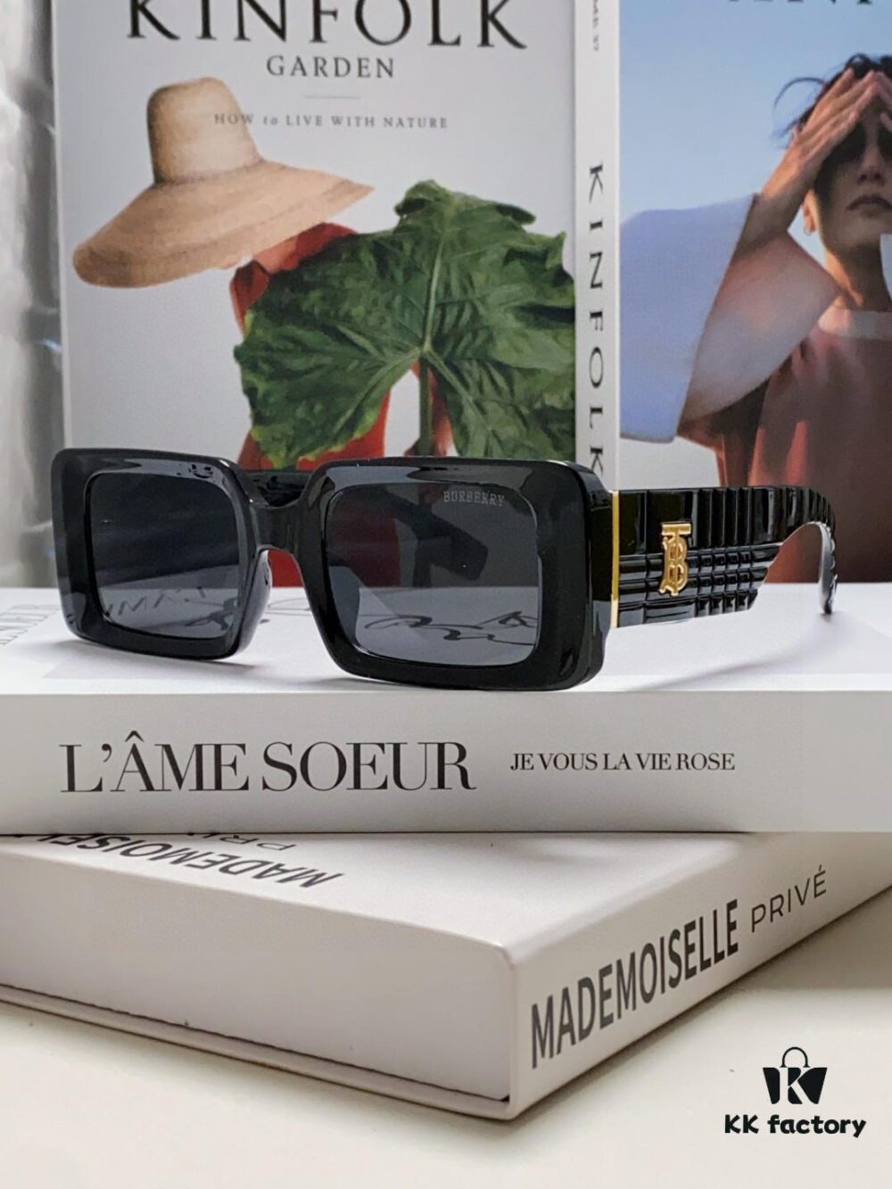 6931acf4ccd8ab3d7afa13bf Burberry 2024 New Arrival Retro Stylish and Avant-Garde Sunglasses, High-Quality Unisex Square Frame Fashion Sun Glasses