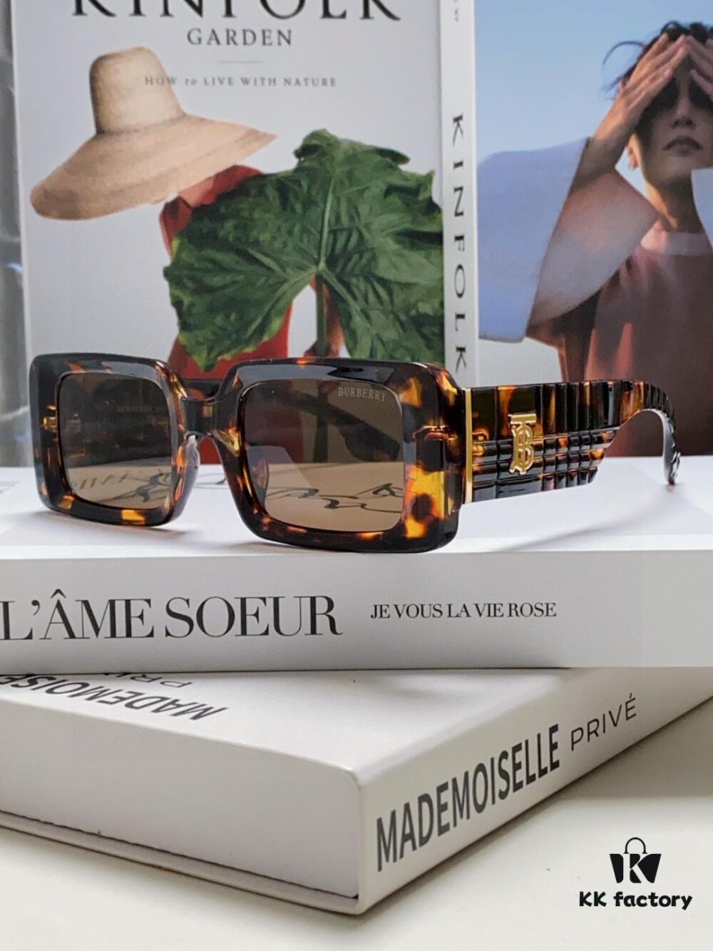 6931acf5ccd8ab3d7afa13c9 Burberry 2024 New Arrival Retro Stylish Avant-Garde Sunglasses, High-Quality Unisex Square Frame Fashion Sun Glasses